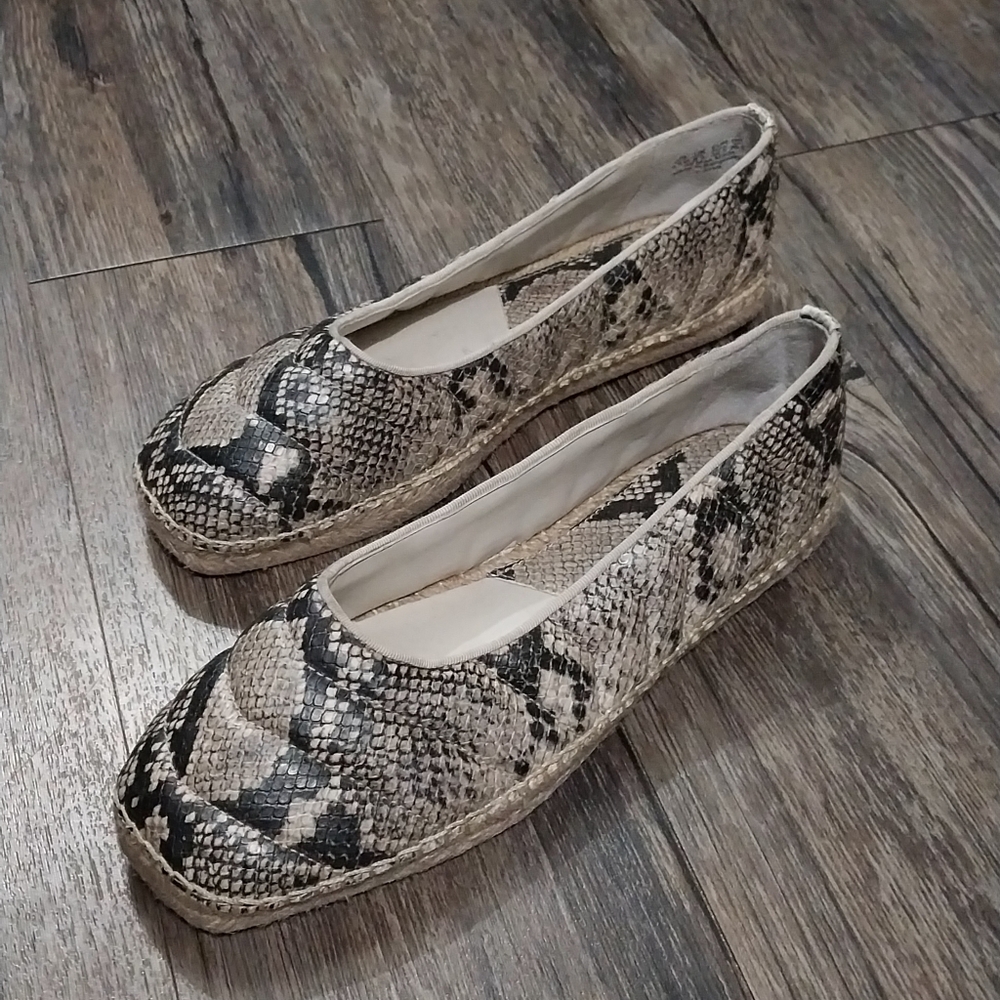 Franco Sarto Snake Print Ballet Flats Womens 9.5 Black Beige Slip On Espadrille
